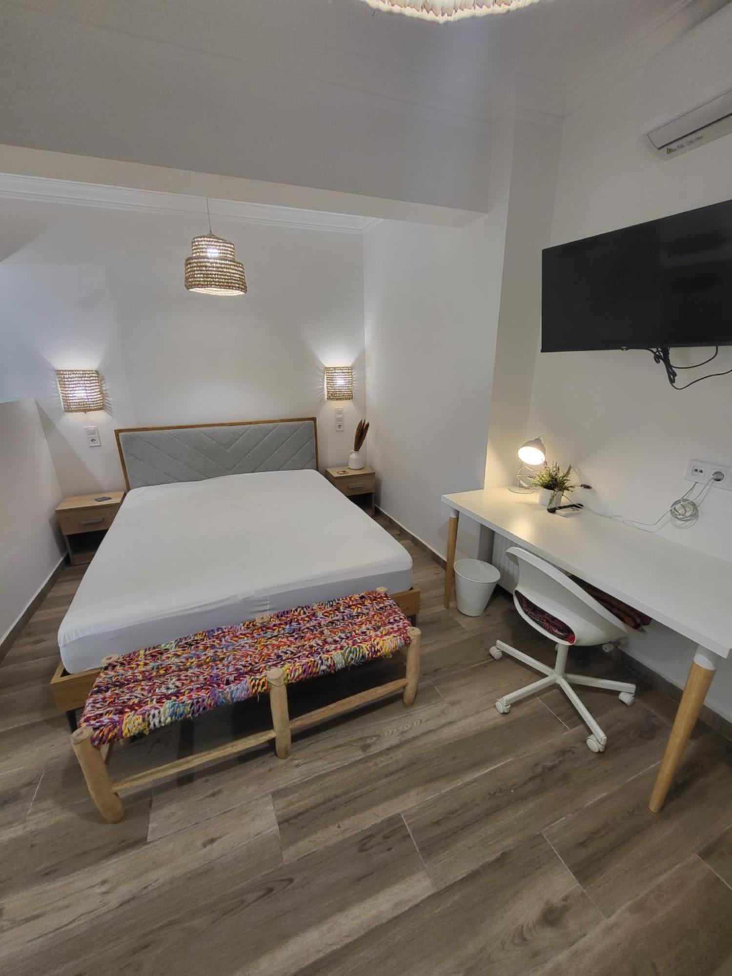 Apartment Now, Acropolis *